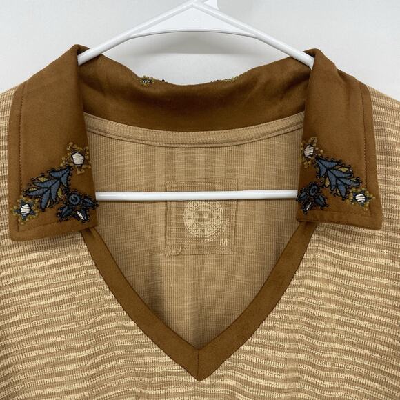Double D Ranch Size M Trails End Top Long Sleeve Beaded Embellished Tan Western - Picture 10 of 11